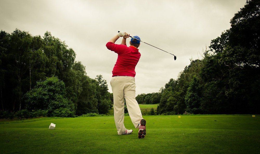 Should You Wear A Watch When Playing Golf? - Watch Pursuits